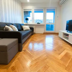  Apartment Bielanska