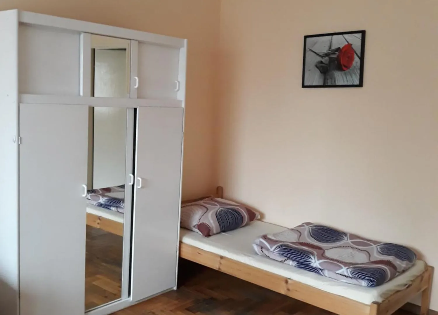 Проживание в семье Macedonia Home Варшава Польша